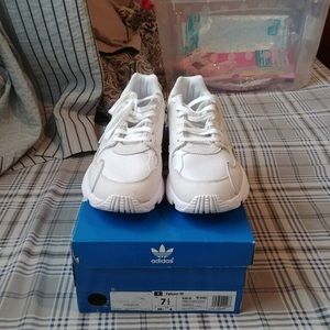 Women’s Adidas Falcon